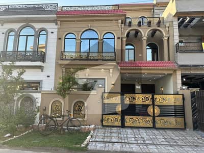 Stunning Brand-New 5 Marla House Available For Sale In Park View City, Lahore.