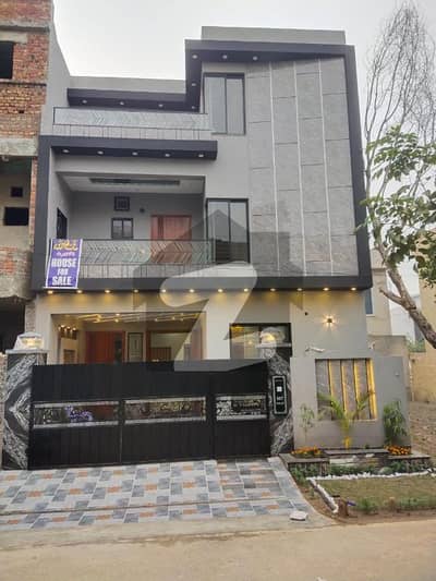 Stylish 5 Marla Designer House For Sale In Prime Location Park View City Lahore