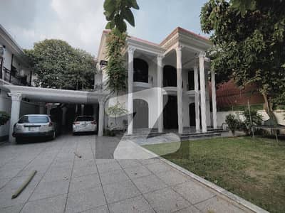 24 Marla Beautiful House For Sale