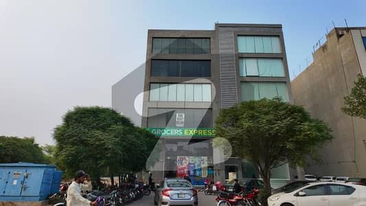 ڈی ایچ اے فیز 5 - بلاک بی فیز 5,ڈیفنس (ڈی ایچ اے),لاہور میں 8 مرلہ عمارت 1.4 لاکھ میں کرایہ پر دستیاب ہے۔