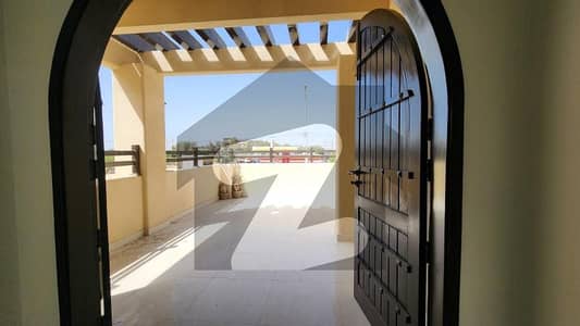 500 Yards 5 Bedroom Corner Bungalow for Rent in Phase 8