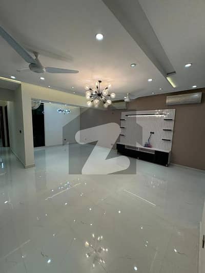 In Bahria Town - Sector C 10 Marla Lower Portion For Rent