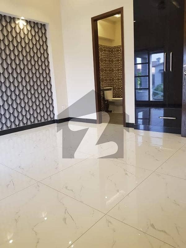 10 Marla Upper Portion Available For Rent
