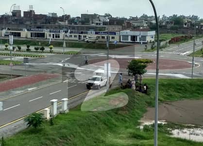 Smart Investment in Lahore 7 Marla Plot on Flexible Installments in Etihad Town Phase 3