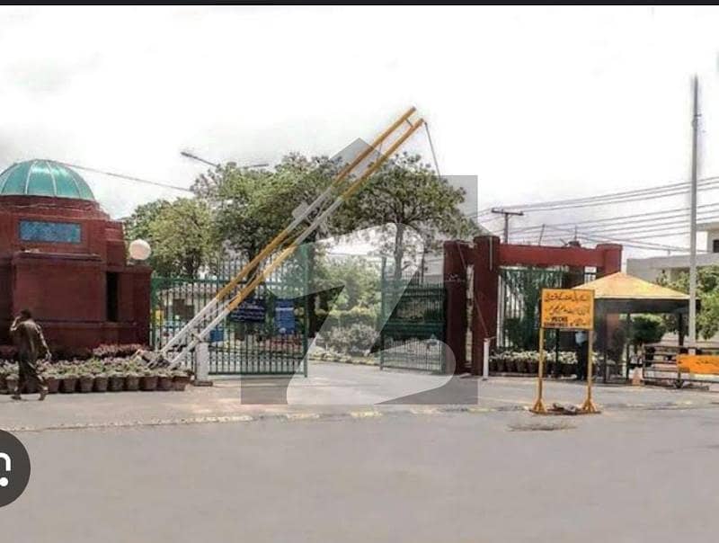 BEAUTIFUL PLOT FOR SALE P 1 BLOCK BEAUTIFUL PLOT FOR SALE P 1 BLOCK