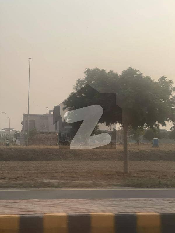 1 Kanal Prime Location Facing Park Residentail Plot Is Available For Sale In DHA Phase 8 Block V Lahore Cantt 1 Kanal Prime Location Facing Park Residentail Plot Is Available For Sale In DHA Phase 8 Block V Lahore Cantt