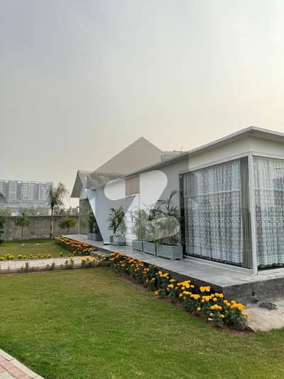 10 Kanal Farmhouse A Block Available On   Daily Basis Rental For Events