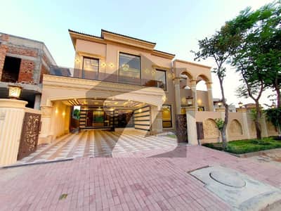 Park Face Designer House For Sale In Bahria Town Islamabad With Huge Lawn