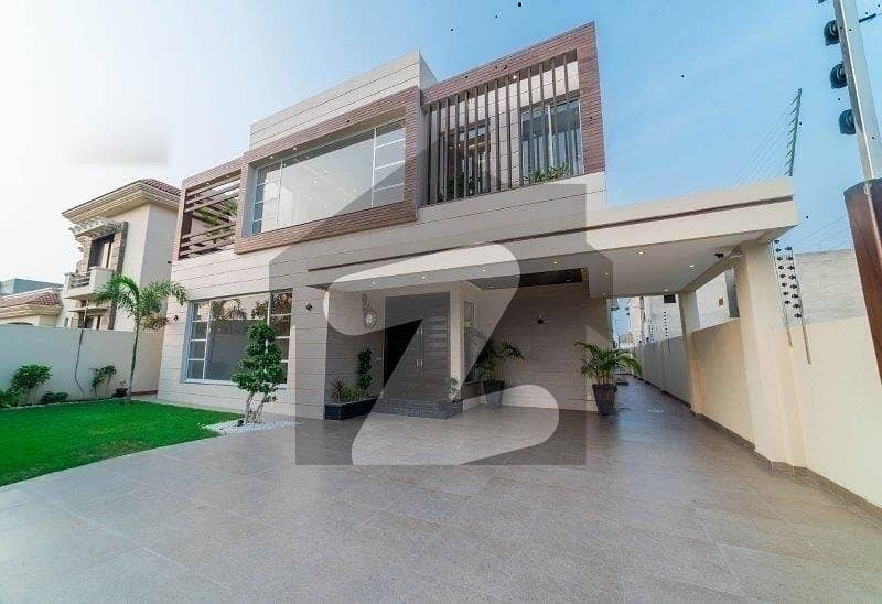 1 Kanal Elegant And Fully Maintained Super Hot Located Bungalow Is Available For Rent In The Best Block Of DHA Lahore. 1 Kanal Elegant And Fully Maintained Super Hot Located Bungalow Is Available For Rent In The Best Block Of DHA Lahore.