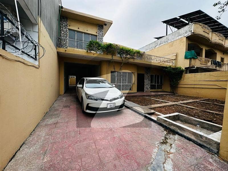 ایف ۔ 6 اسلام آباد میں 4 کمروں کا 18 مرلہ مکان 3.75 لاکھ میں کرایہ پر دستیاب ہے۔ ایف ۔ 6 اسلام آباد میں 4 کمروں کا 18 مرلہ مکان 3.75 لاکھ میں کرایہ پر دستیاب ہے۔