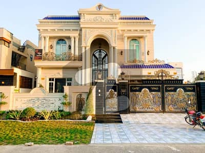 100% ORIGINAL KANAL SLIGHTLY USE SPAINISH DESIGN SUPER STYLISH BUNGALOW FOR SALE