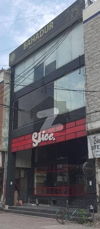 ڈی ایچ اے فیز 3 - بلاک وائے فیز 3,ڈیفنس (ڈی ایچ اے),لاہور میں 4 مرلہ عمارت 9.25 کروڑ میں برائے فروخت۔