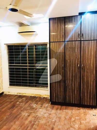 1 Kanal Upper Portion For Rent In DHA Phase 7 Spacious & Peaceful Family Living!