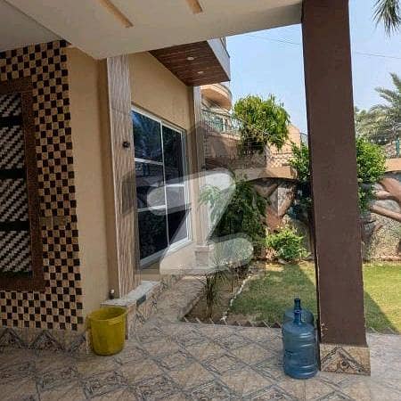 1 KANAL Independent House For Office And Family