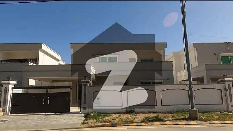 فالکن کمپلیکس نیوملیر ملیر,کراچی میں 5 کمروں کا 1 کنال مکان 12.0 کروڑ میں برائے فروخت۔ فالکن کمپلیکس نیوملیر ملیر,کراچی میں 5 کمروں کا 1 کنال مکان 12.0 کروڑ میں برائے فروخت۔