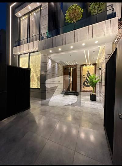 5 MARLA luxurious house for rent in Bahria Town Jinnah Block