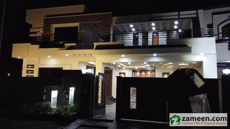 32 Marla Owner Build Fully Furnished 6 Beds House In Sarfraz Rafique ...