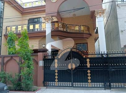 والٹن روڈ لاہور میں 4 کمروں کا 12 مرلہ مکان 4.2 کروڑ میں برائے فروخت۔