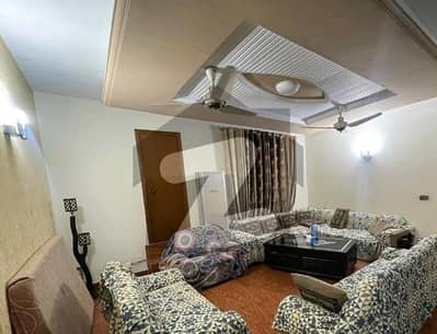 Buy your ideal 3 Kanal Upper Portion in a prime location of Model Town