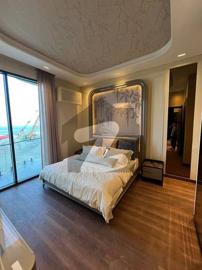 LUXURIOUS