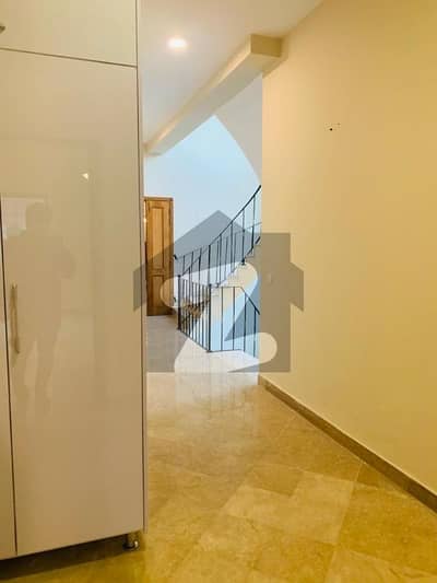 HOUSE FOR RENT IN F-7