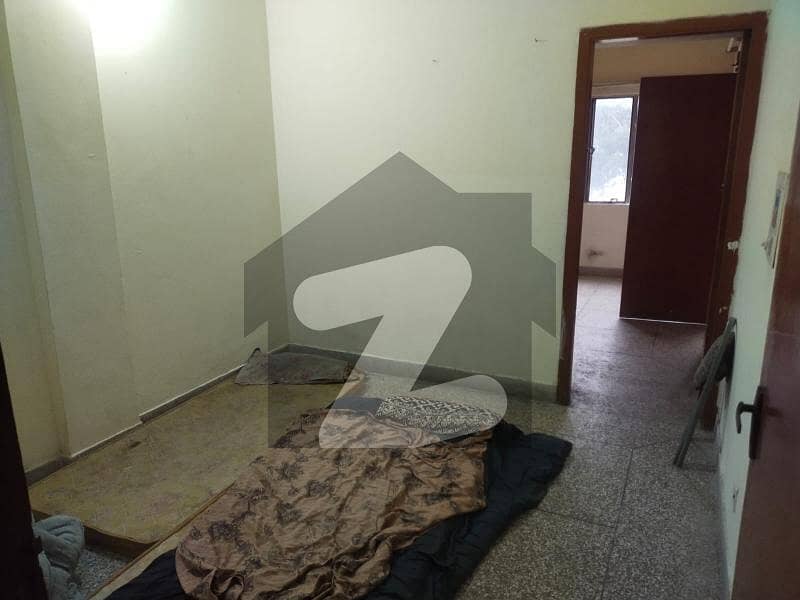1240 SEQ-FT 5 MRLA FLAT AVAILABLE FOR RENT IN G-9 1240 SEQ-FT 5 MRLA FLAT AVAILABLE FOR RENT IN G-9