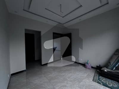 Stylish 1 Kanal Upper Portion For Rent In DHA Phase 1