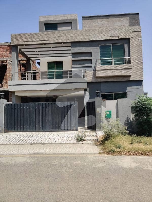 8 Marla house for rent 8 Marla house for rent