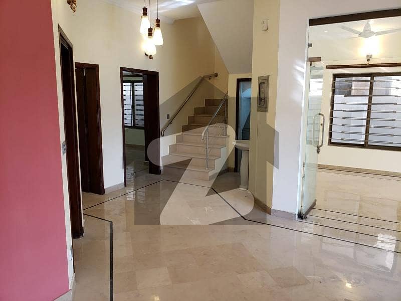 House With Gass Ideal for Families House With Gass Ideal for Families