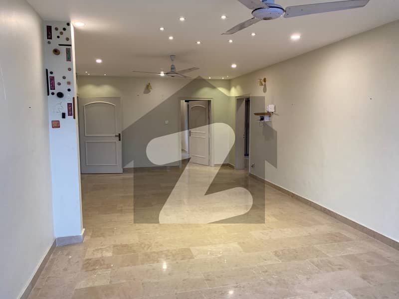 G-10/2 Upper Portion 3 Bedroom Available For Rent G-10/2 Upper Portion 3 Bedroom Available For Rent
