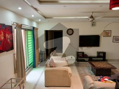 1 KANAL UPPER PORTION AVAILABLE FOR RENT IN DHA PHASE 1 BLOCK M LAHORE