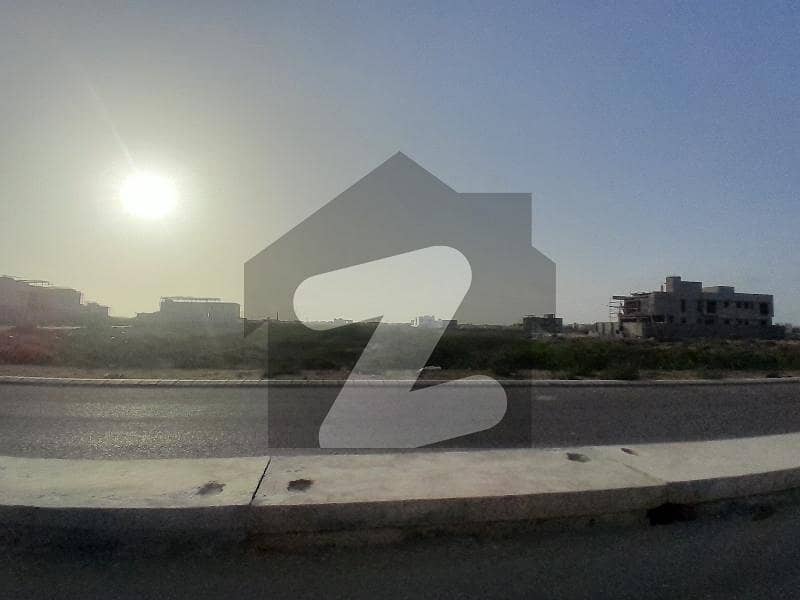 ڈی ایچ اے فیز 8 ڈی ایچ اے ڈیفینس,کراچی میں 2 کنال رہائشی پلاٹ 10.5 کروڑ میں برائے فروخت۔ ڈی ایچ اے فیز 8 ڈی ایچ اے ڈیفینس,کراچی میں 2 کنال رہائشی پلاٹ 10.5 کروڑ میں برائے فروخت۔