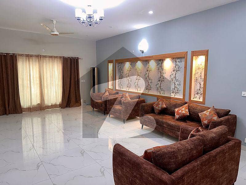 1 Kanal Beautiful Upper Portion Available For Rent 1 Kanal Beautiful Upper Portion Available For Rent