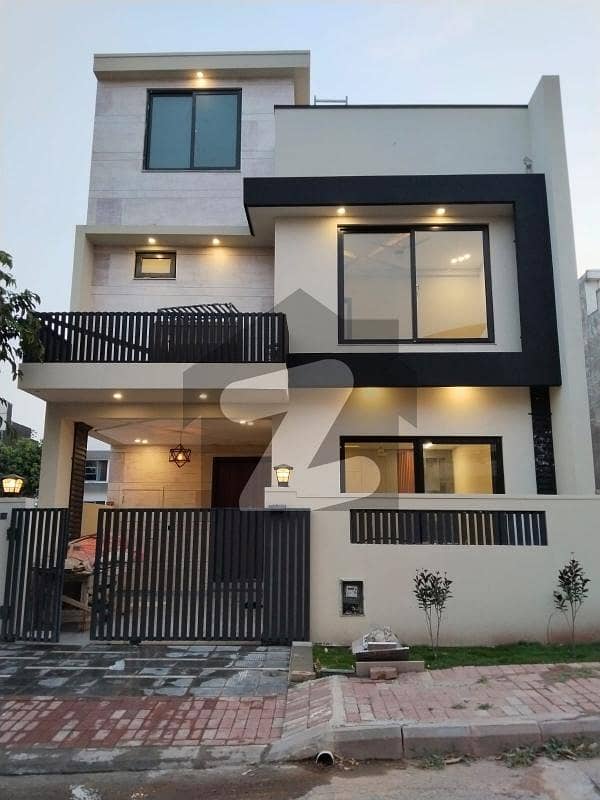 Luxury Interior & Excellent Elevation 5 Marla 3 Bedroom Brand New House For Sale In Bahria Enclave Islamabad Sector H Luxury Interior & Excellent Elevation 5 Marla 3 Bedroom Brand New House For Sale In Bahria Enclave Islamabad Sector H