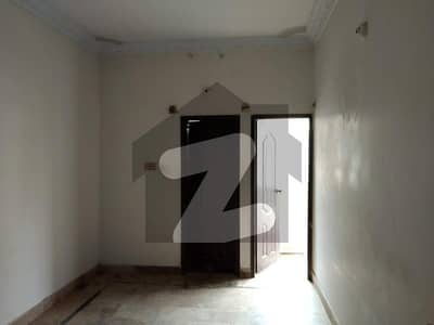 2 Bed Drawing Dining 133 Yards Penthouse For Rent Nazimabad 3