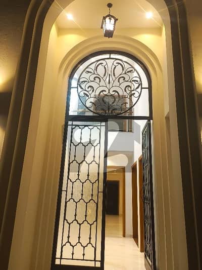 Phase 6 J Block With Besment Luxury House For Sale