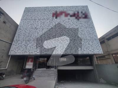 DOUBLE COMMERCIAL BUILDING 5 FLOORS LONG LENGTH HALLS, NO PILLARS, M/F WASHROOMS, PARKING FOR RENT