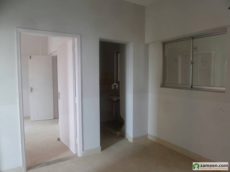 Al Ghafoor Sky Tower With Roof Corner Flat For Sale Al Ghafoor Sky Tower With Roof Corner Flat For Sale