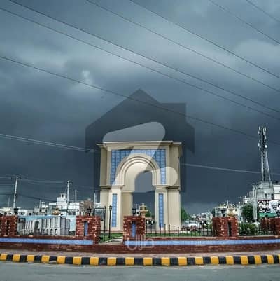 A Triple Storey Building Available For Rent On Main Model Town Chowk
