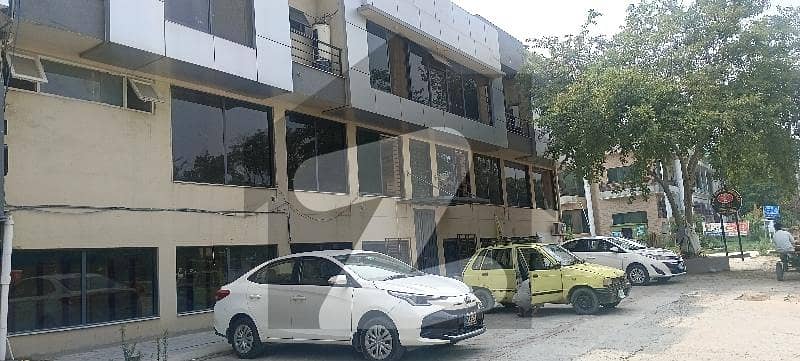 Building For Rent in G-11/1 Islamabad Building For Rent in G-11/1 Islamabad
