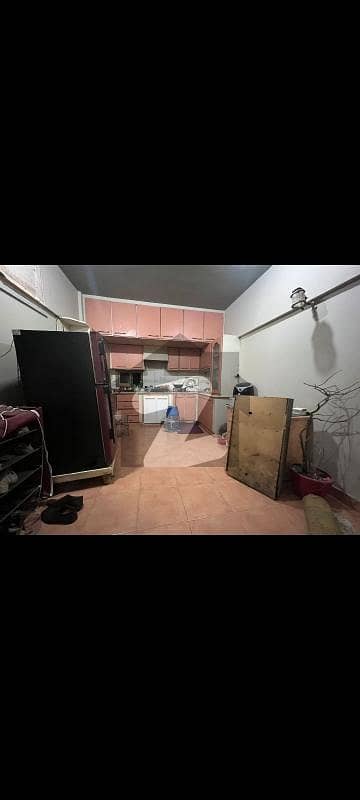 نارتھ ناظم آباد ۔ بلاک جی نارتھ ناظم آباد,کراچی میں 2 کمروں کا 4 مرلہ فلیٹ 1.0 کروڑ میں برائے فروخت۔