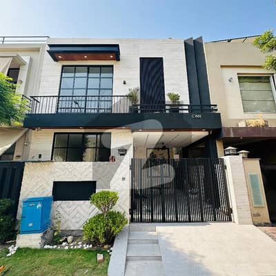 Charming 3-Bedroom 5 Marla House in DHA Modern Comfort with Stylish Finishes