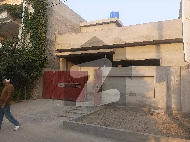 ال-غنی گادڈن فیز 2 الغنی گارڈن,جی ٹی روڈ,لاہور میں 3 کمروں کا 7 مرلہ مکان 1.4 کروڑ میں برائے فروخت۔ ال-غنی گادڈن فیز 2 الغنی گارڈن,جی ٹی روڈ,لاہور میں 3 کمروں کا 7 مرلہ مکان 1.4 کروڑ میں برائے فروخت۔