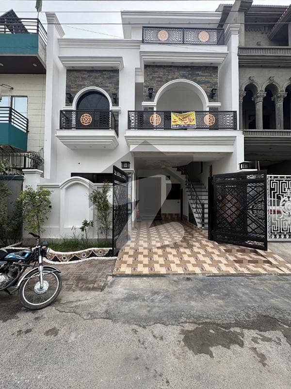 5 Marle Luxury House For Sale In Al Rehman Garden Phase 2 Near Lahore 5 Marle Luxury House For Sale In Al Rehman Garden Phase 2 Near Lahore
