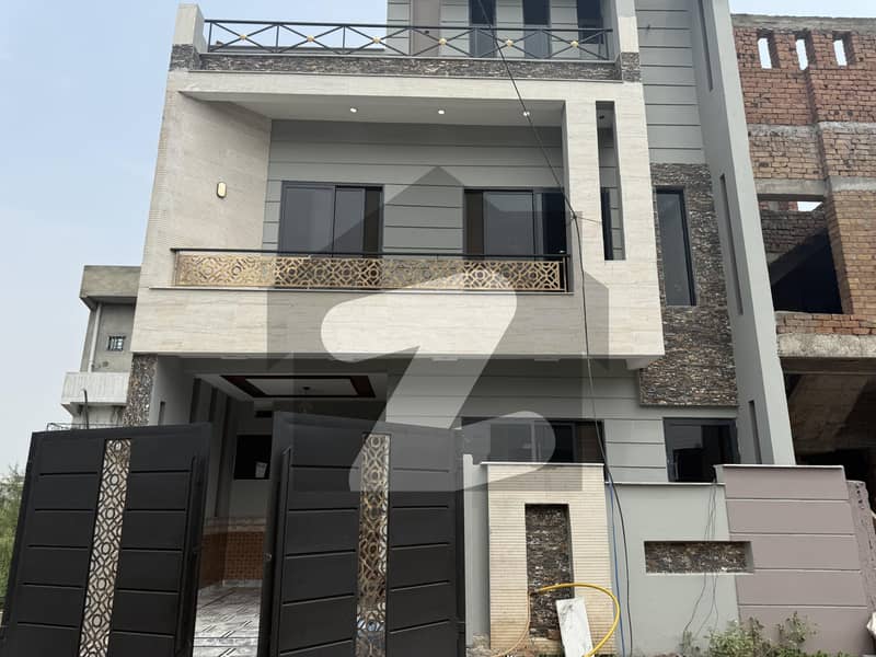 آئی 11/2 آئی ۔ 11,اسلام آباد میں 4 کمروں کا 4 مرلہ مکان 2.95 کروڑ میں برائے فروخت۔ آئی 11/2 آئی ۔ 11,اسلام آباد میں 4 کمروں کا 4 مرلہ مکان 2.95 کروڑ میں برائے فروخت۔