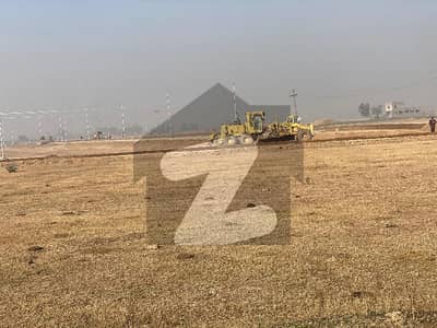 جلیل ٹاؤن گوجرانوالہ میں 3 مرلہ رہائشی پلاٹ 22.0 لاکھ میں برائے فروخت۔