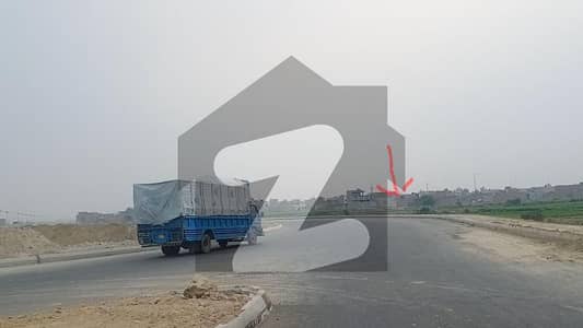 1 kanal plot Next step from 200ft road near ferozpur road and new defence road Kahna nau Lahore