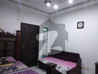 Aesthetic Upper Portion Of 10 Marla For Rent Is Available
