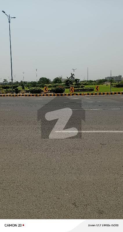 Main Boulevard road 2kanal Plot Best Location Main Boulevard road 2kanal Plot Best Location