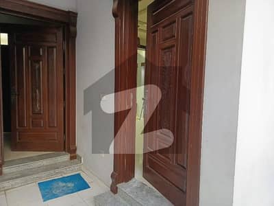 7 Marla Ground Portion For Rent in G-13/2 Islamabad